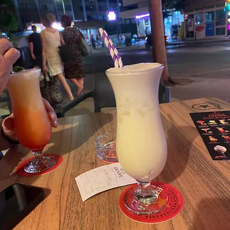 アパート Esther-3 ベニドルム